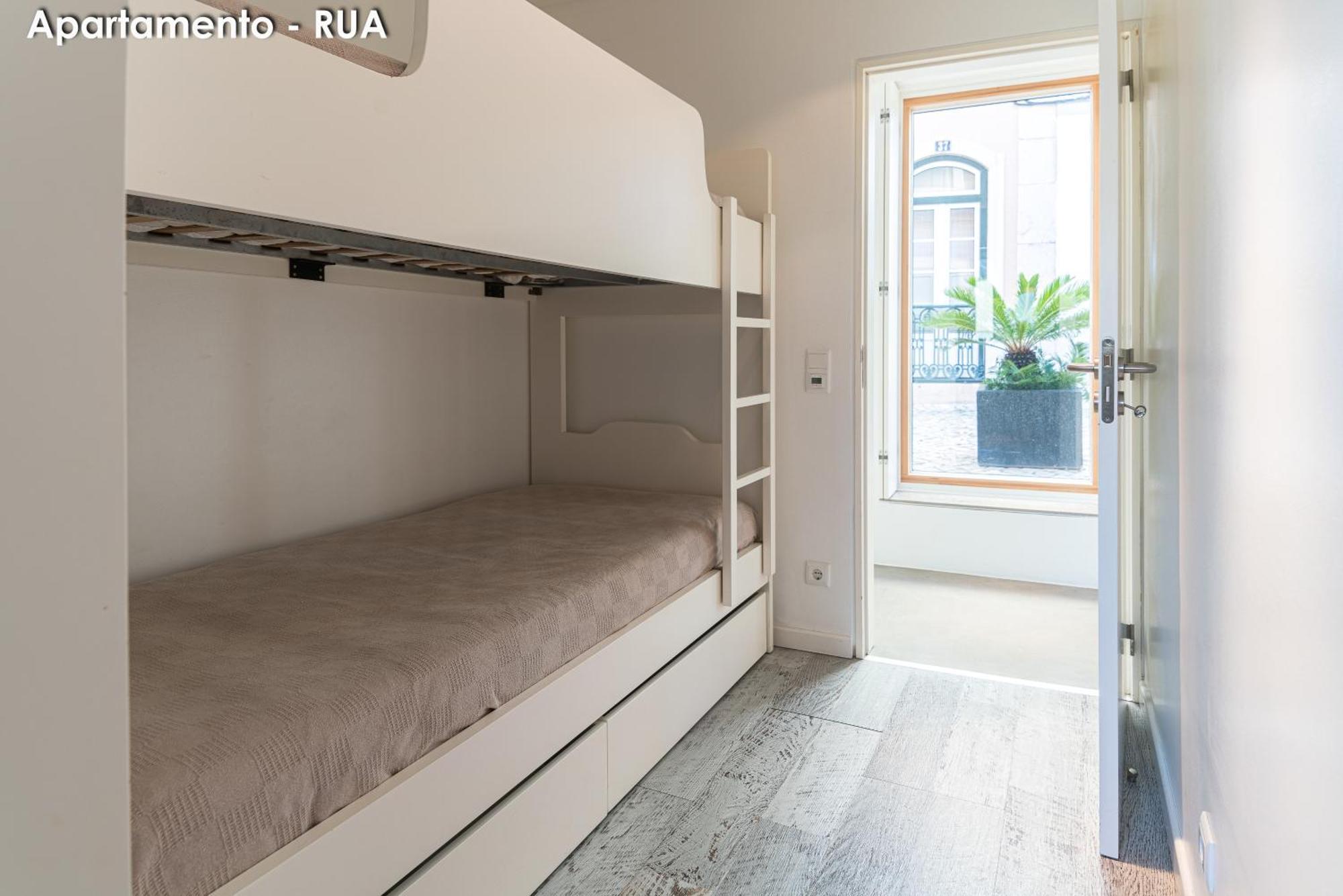 Season Apartments 塞辛布拉 外观 照片